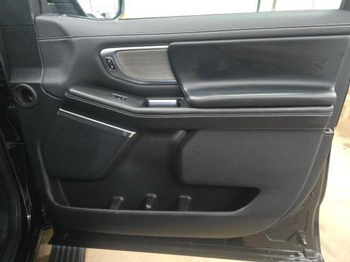 Black Metallic 2025 Ford Expedition Platinum