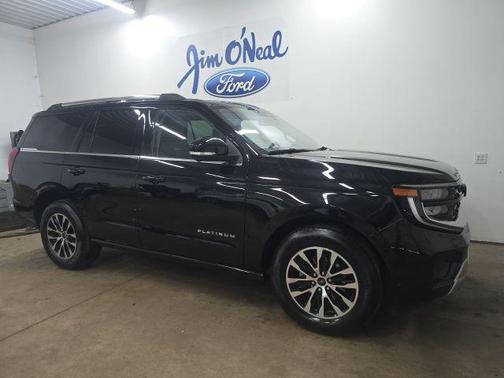 Black Metallic 2025 Ford Expedition Platinum