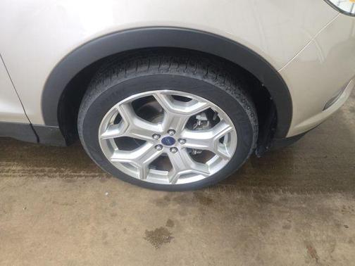 White Gold 2017 Ford Escape Titanium