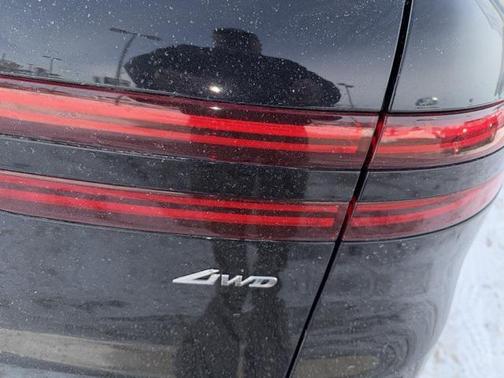 2024 Genesis GV70 2.5T AWD