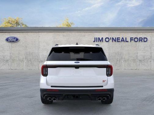 Star White Metallic Tri-Coat 2026 Ford Explorer ST