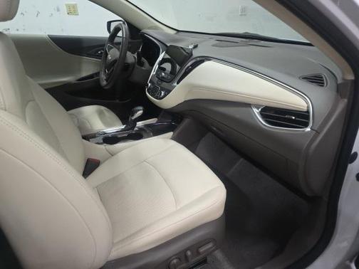 2024 Chevrolet Malibu FWD 2LT