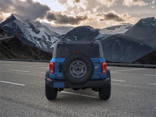 2025 Ford Bronco Base