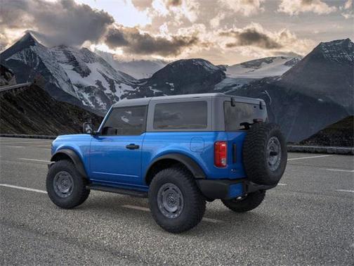 2025 Ford Bronco Base