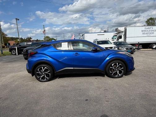 Blue Eclipse Metallic 2020 Toyota C-HR XLE