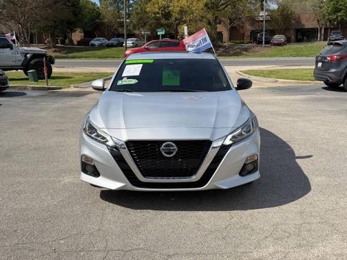 Brilliant Silver Metallic 2020 Nissan Altima 2.5 SL