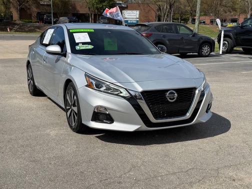 Brilliant Silver Metallic 2020 Nissan Altima 2.5 SL
