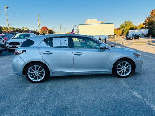 2011 Lexus CT 200h Premium