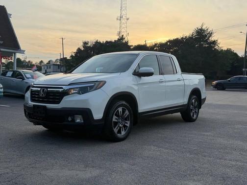 White Diamond Pearl 2018 Honda Ridgeline RTL