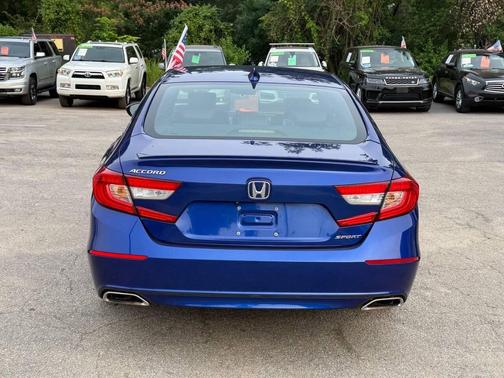 Still Night Pearl 2018 Honda Accord Sport