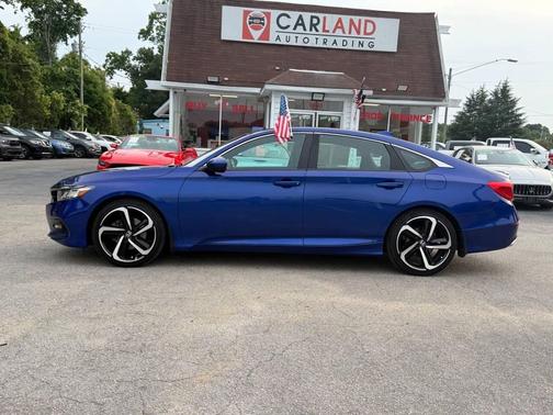 Still Night Pearl 2018 Honda Accord Sport