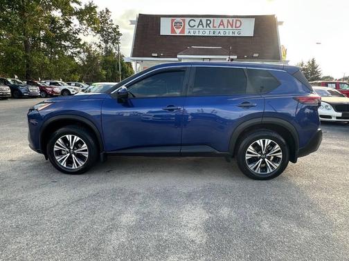 2022 Nissan Rogue SV
