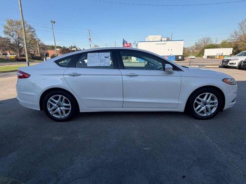 White Platinum Metallic Tri-Coat 2015 Ford Fusion SE