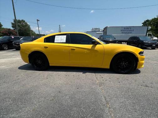 2017 Dodge Charger SXT
