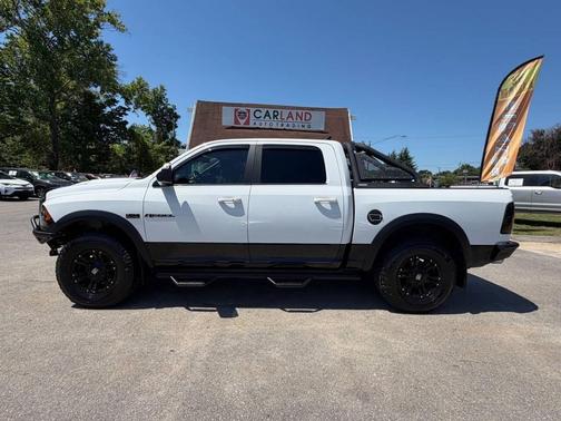 Bright White Clearcoat 2016 RAM 1500 Rebel