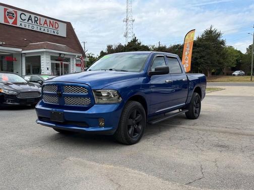 Brilliant Black Crystal Pearlcoat 2016 RAM 1500 Tradesman/Express