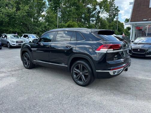 2021 Volkswagen Atlas Cross Sport 3.6L V6 SE w/Technology R-Line