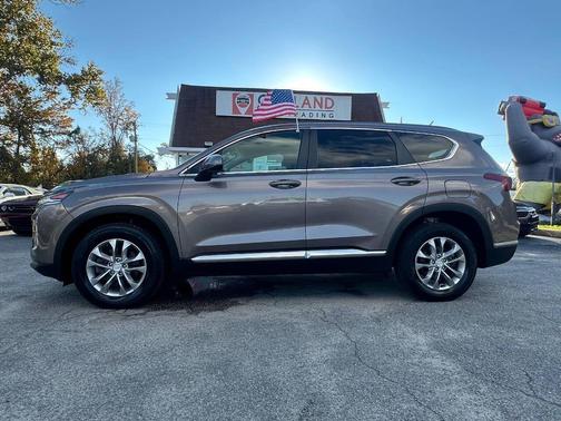 2019 Hyundai SANTA FE SE 2.4
