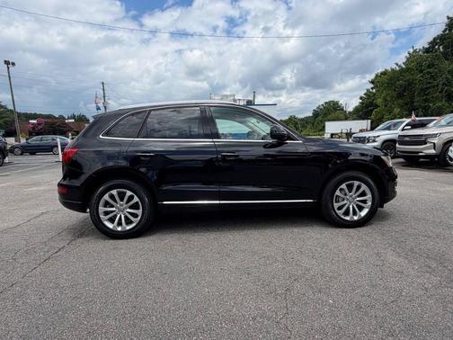 Black 2016 Audi Q5 2.0T Premium