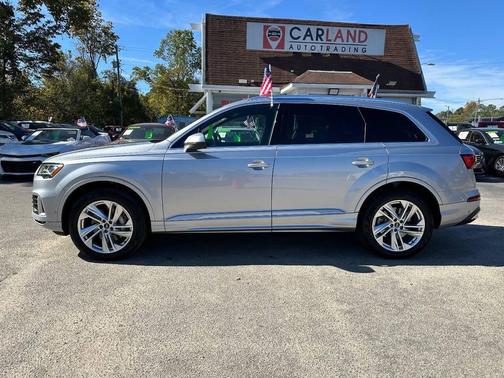 2021 Audi Q7 55 Premium Plus