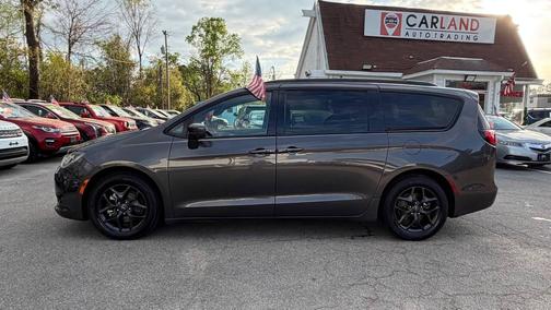 2019 Chrysler Pacifica Touring-L Plus