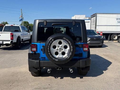 Hydro Blue Pearlcoat 2016 Jeep Wrangler Willys Wheeler