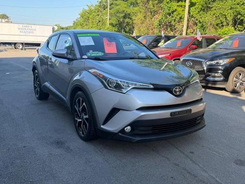 Silver Knockout Metallic 2018 Toyota C-HR XLE Premium