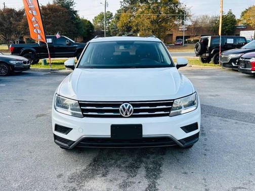 2019 Volkswagen Tiguan 2.0T SE
