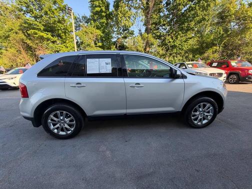 Ingot Silver Metallic 2014 Ford Edge SEL