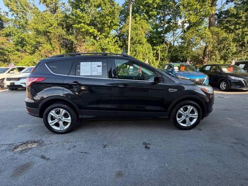 Tuxedo Black 2013 Ford Escape SE