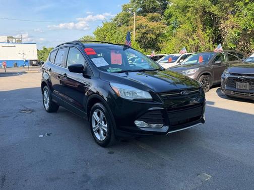 Tuxedo Black 2013 Ford Escape SE