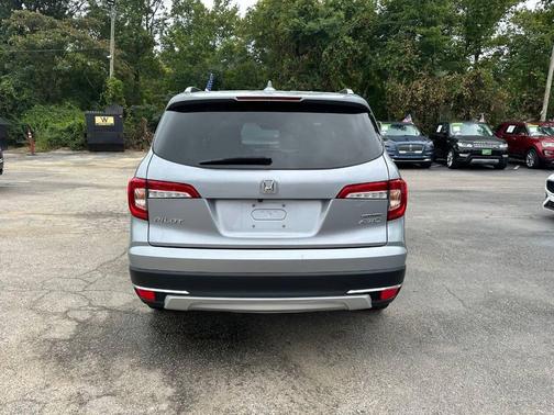 2020 Honda Pilot Touring 8-Passenger