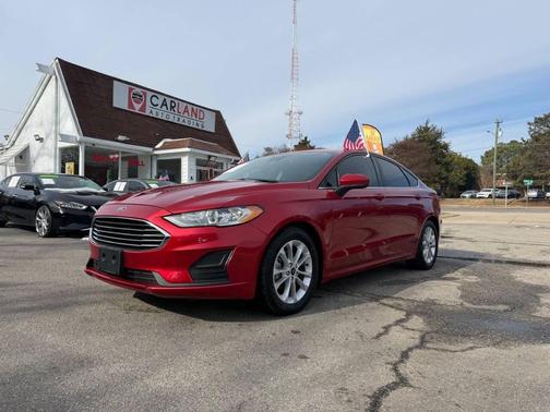 2020 Ford Fusion SE