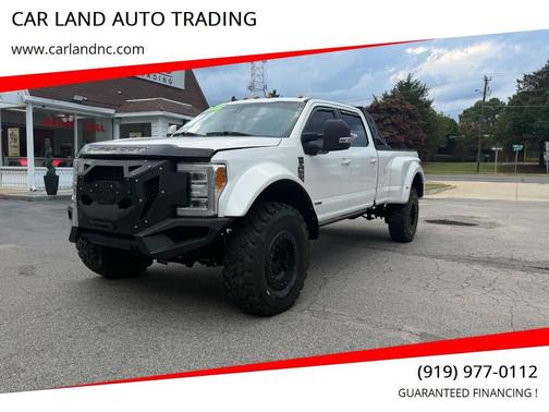 White 2019 Ford F-450 Lariat