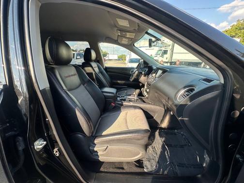 2020 Nissan Pathfinder SV 4WD