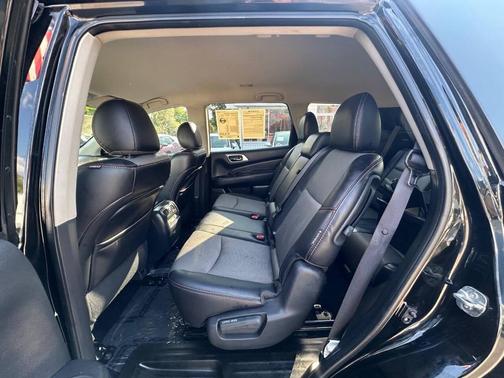 2020 Nissan Pathfinder SV 4WD