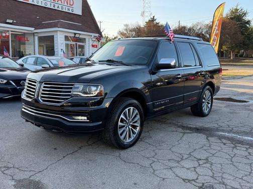 2015 Lincoln Navigator Base