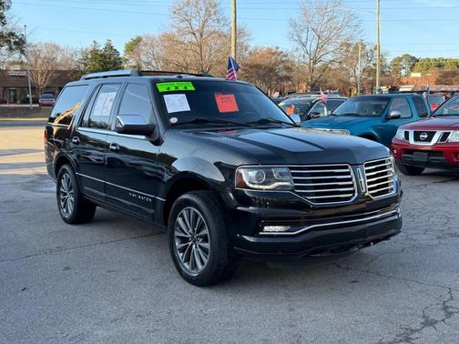 2015 Lincoln Navigator Base