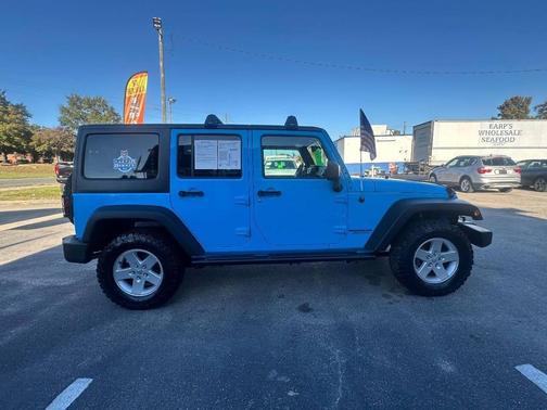 2017 Jeep Wrangler Unlimited Sport