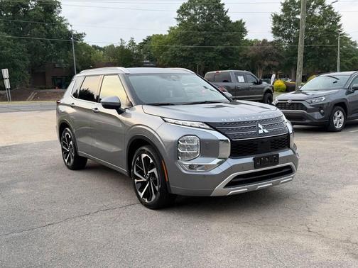 Mercury Gray Metallic 2022 Mitsubishi Outlander SP