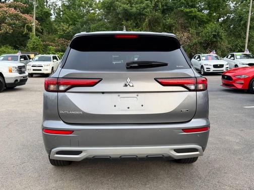Mercury Gray Metallic 2022 Mitsubishi Outlander SP