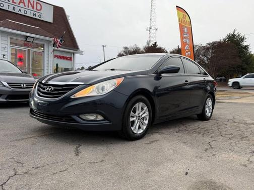 2013 Hyundai SONATA GLS