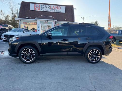 2019 Toyota RAV4 Adventure