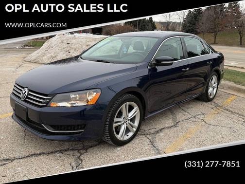 2014 Volkswagen Passat 1.8T Auto SE w/Sunroof & Nav