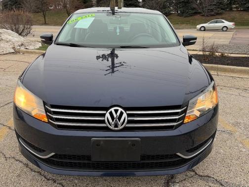 2014 Volkswagen Passat 1.8T Auto SE w/Sunroof & Nav