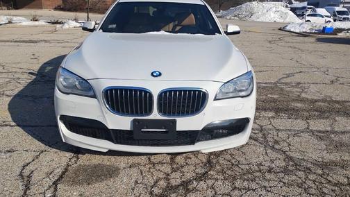 2014 BMW 750 i xDrive