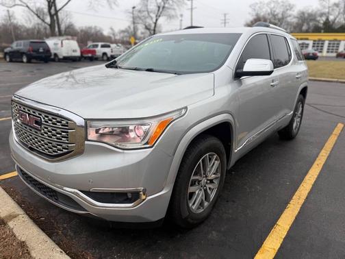 2017 GMC Acadia Denali