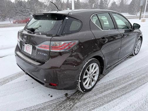 2011 Lexus CT 200h Premium