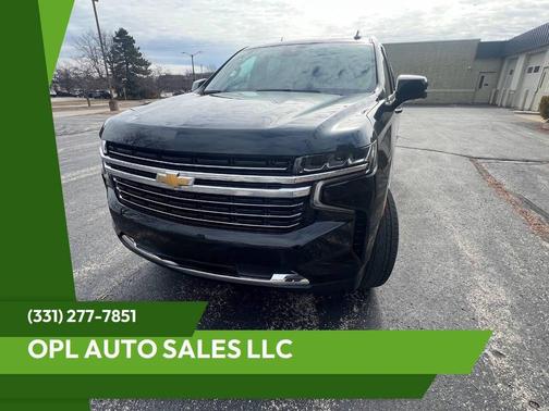 2023 Chevrolet Suburban LT