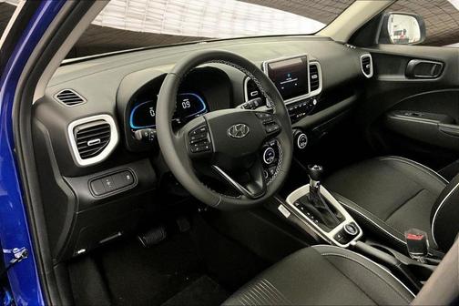 2025 Hyundai VENUE Limited